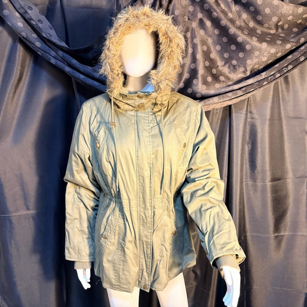 G21 Olive Green Faux Fur Hooded Parka Jacket - Size XL